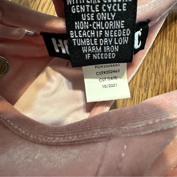 Hot Topic Pink Velvet Lace Up Crop Corset Size Medium Gothic sleeveless - Picture 7 of 9